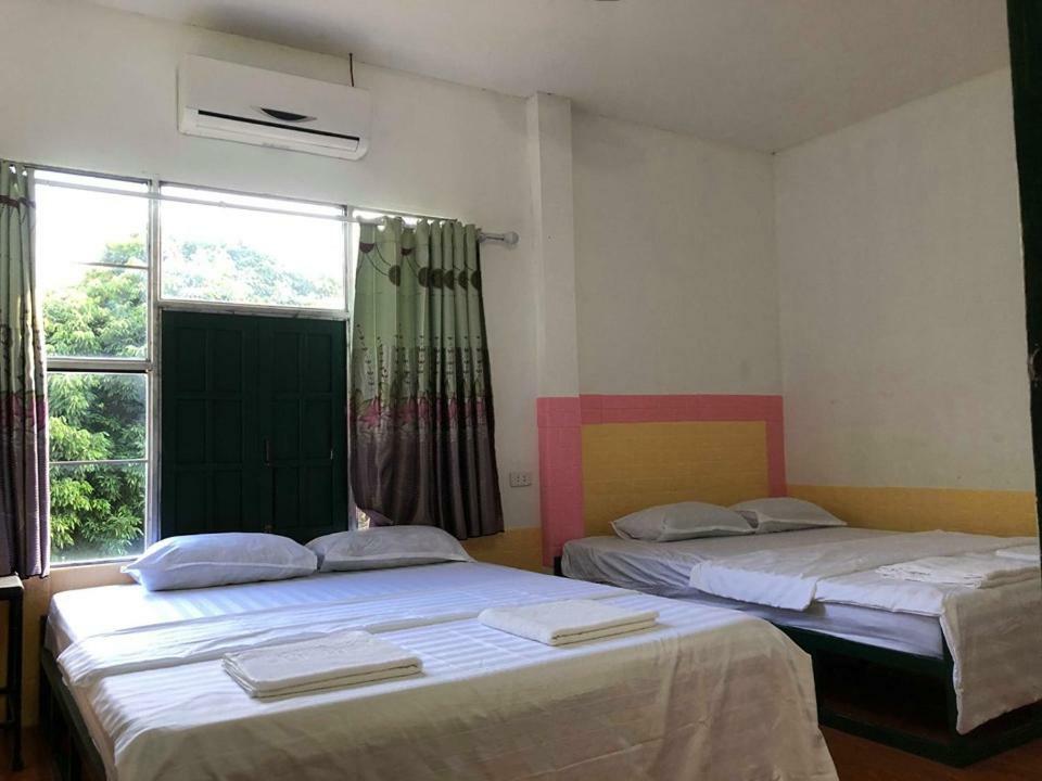 Army Barracks Guesthouse Vang Vieng Exterior foto