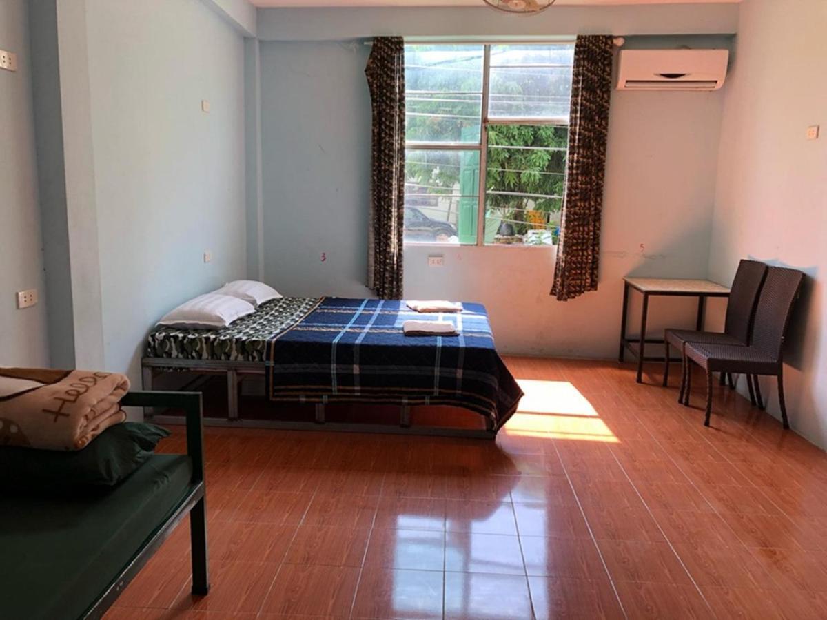Army Barracks Guesthouse Vang Vieng Exterior foto