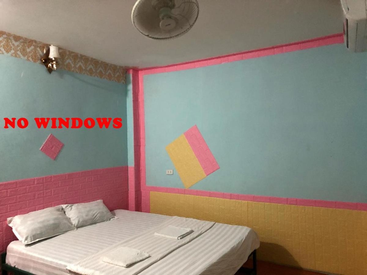 Army Barracks Guesthouse Vang Vieng Exterior foto